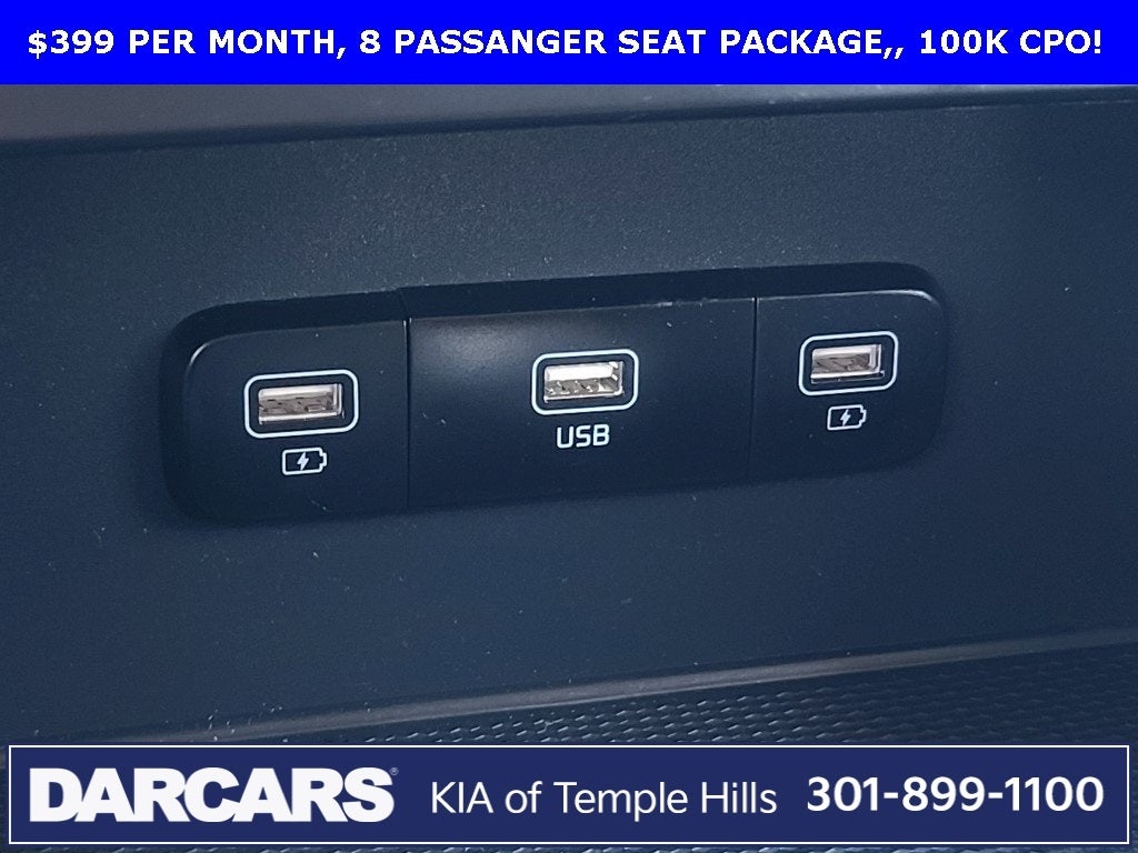 2022 Kia Carnival LX seat package